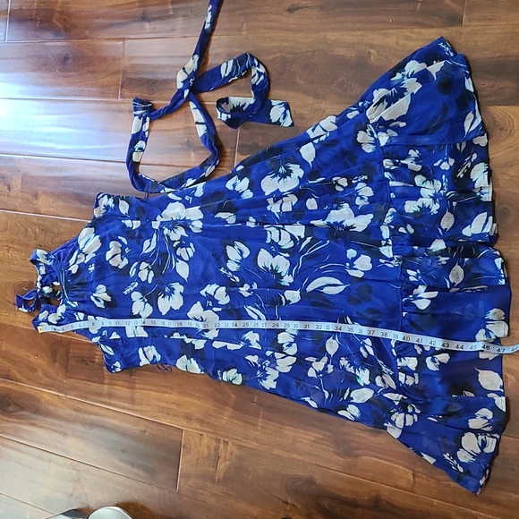 🌸Host Pick🌸 Calvin Klein Blue Floral Halter neck Midi Print Dress - Picture 7 of 14